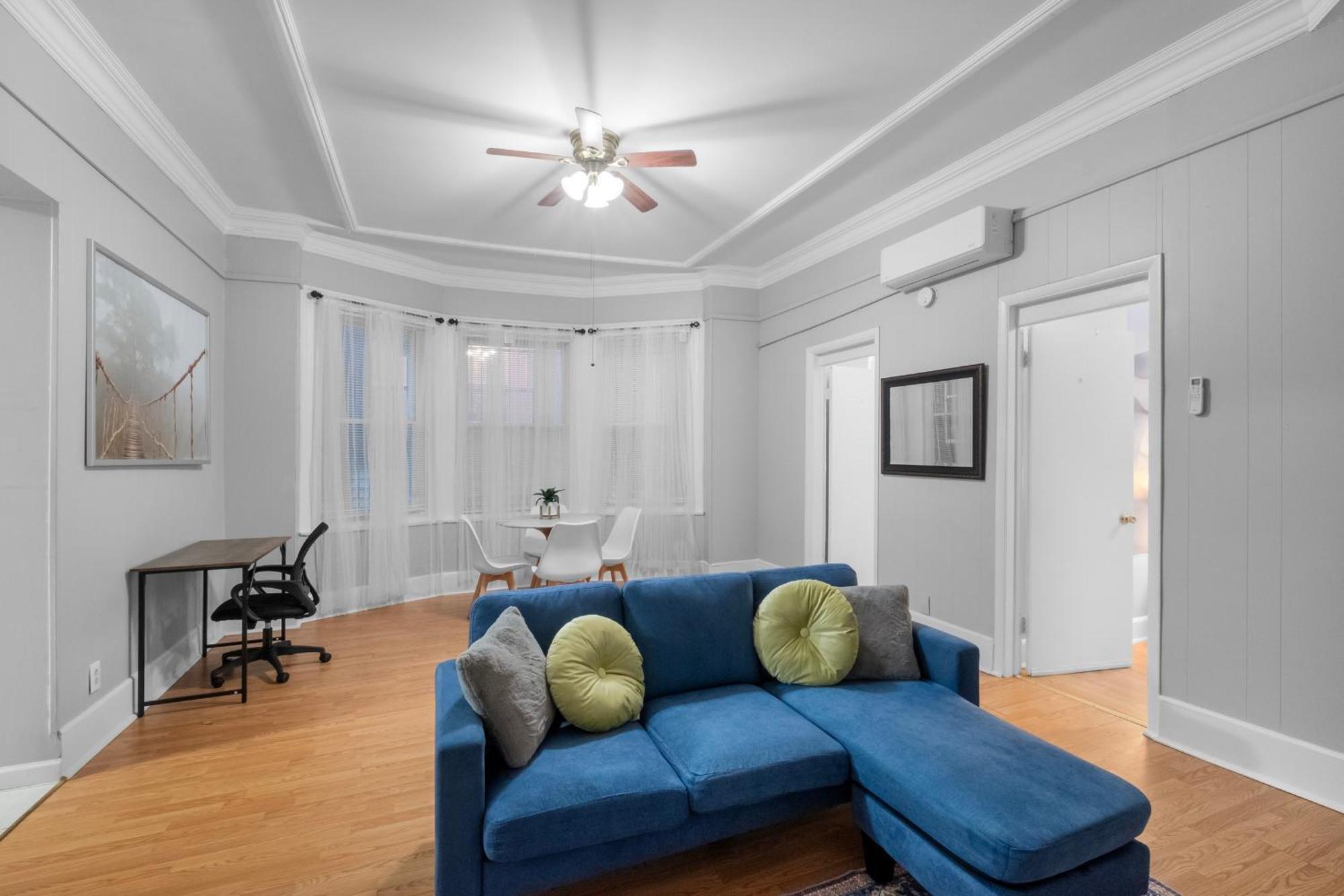 Charming 2br Near Drexel * Philadelphia